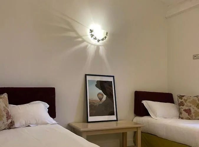 Panzió Chateau Catherine De Montgolfier - Et - Piscine - Domaine Viticole Bio Avec Degustation Narbonne