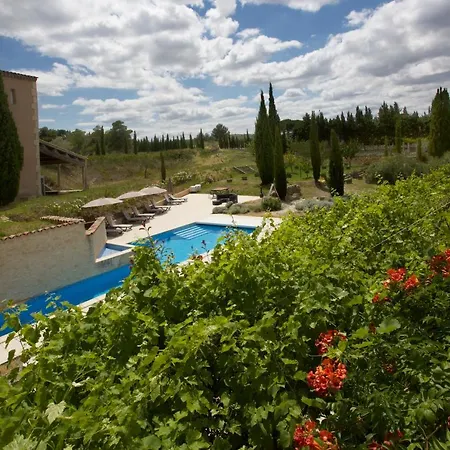 Chateau Catherine De Montgolfier - B&B Et Gites - Piscine - Domaine Viticole Bio Avec Degustation Отель типа 