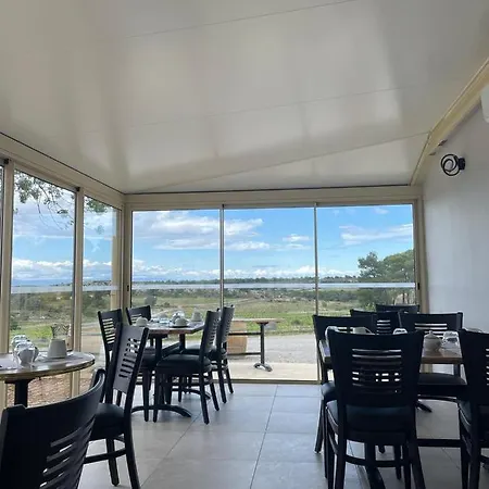 Domaine De La Ramade Couette-café *