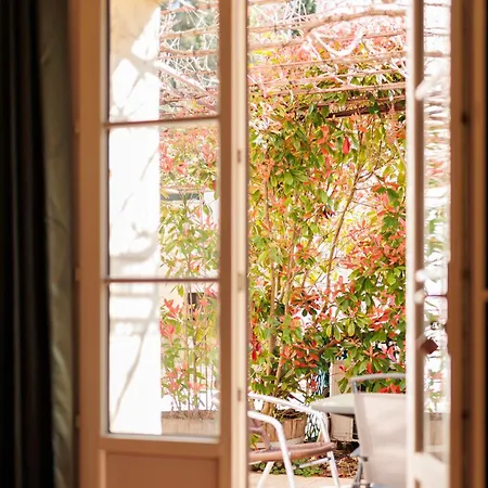 Chateau Catherine De Montgolfier - Et - Piscine - Domaine Viticole Bio Avec Degustation Bed & Breakfast