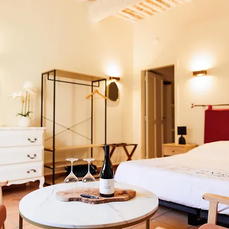 Bed & Breakfast Chateau Catherine De Montgolfier - Et - Piscine - Domaine Viticole Bio Avec Degustation 3*