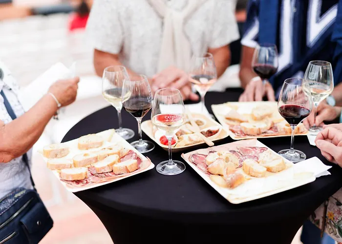 Chateau Catherine De Montgolfier - Et - Piscine - Domaine Viticole Bio Avec Degustation 3* Narbonne